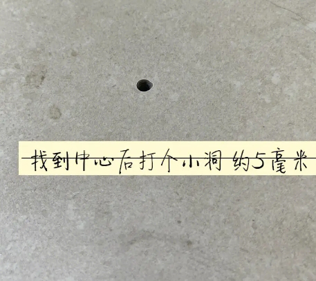 开州瓷砖空鼓维修公司专业解答在瓷砖铺贴过程中，如果砂料搅拌不均匀，将会带来以下问题